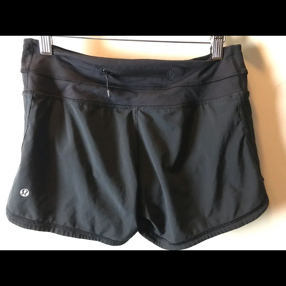 Lululemon black athletic shorts - Picture 5 of 6